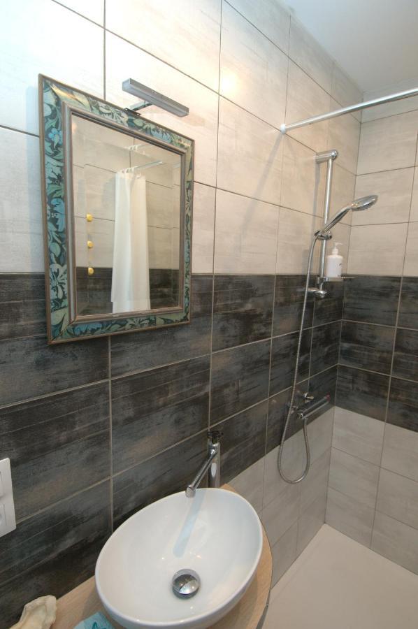 Domaine De La Clotte Bed and Breakfast Roquefort-des-Corbières Εξωτερικό φωτογραφία